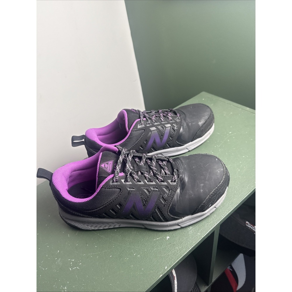 New Balance 412v1 Women's Size 9.5 Work Shoes‎ Alloy Toe Non Slip Black Purple